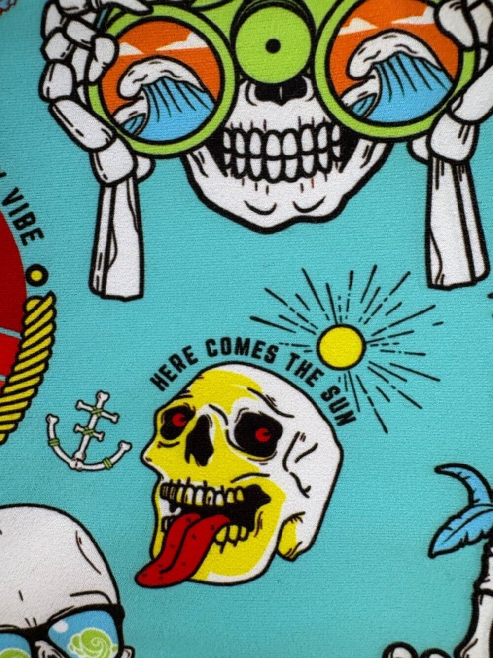 Peachy Athletic NWOT Medium Extra Peachy Booty Bike Shorts Turquoise Surf Skull - Picture 6 of 10